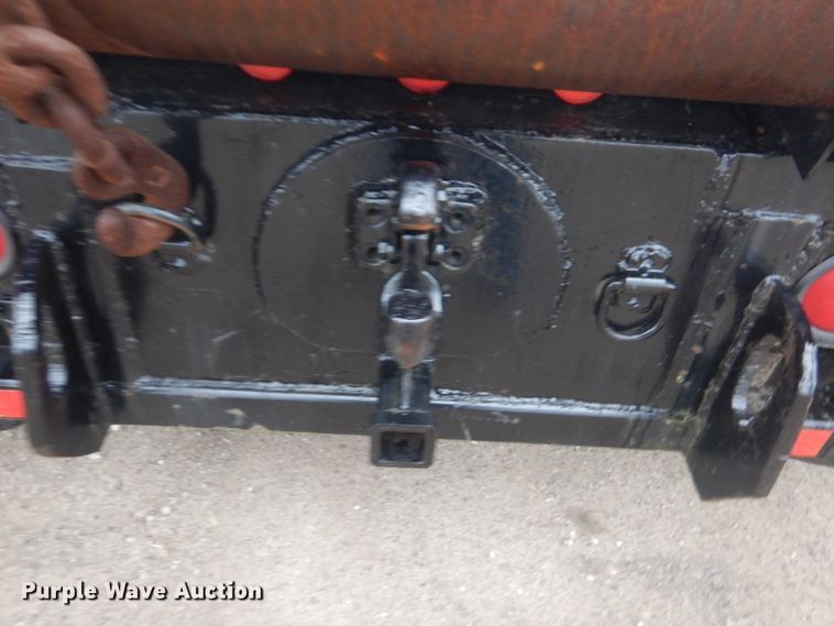 image for item GF9026 1991 International 7100 winch truck