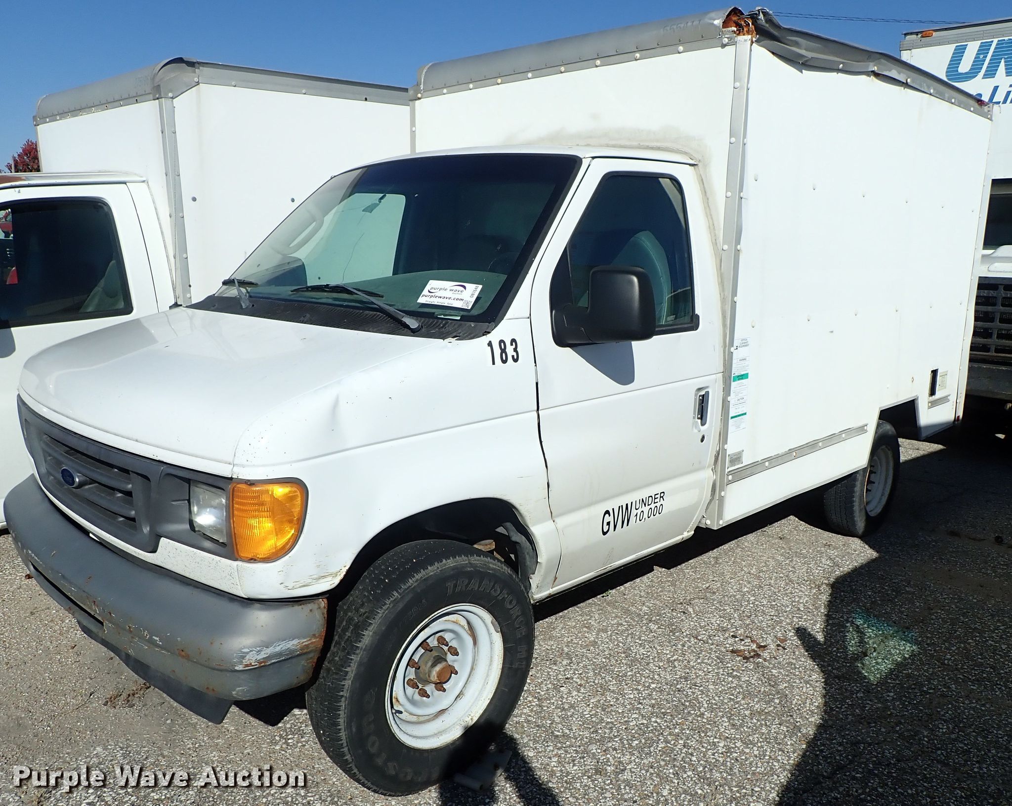2020 ford e350 box truck