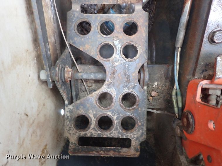 image for item DC3375 1997 Bobcat 773 skid steer