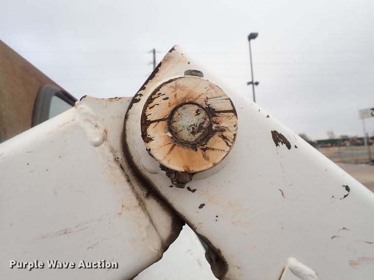 image for item DC3375 1997 Bobcat 773 skid steer