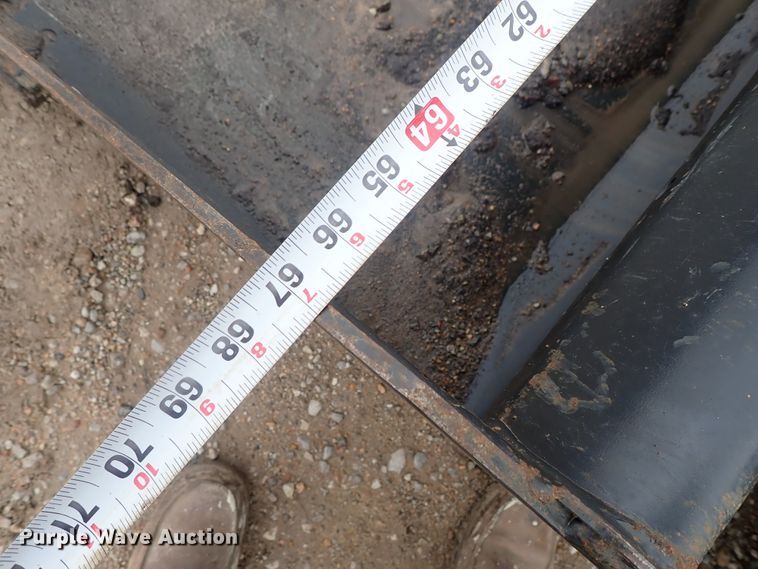 image for item DC3375 1997 Bobcat 773 skid steer