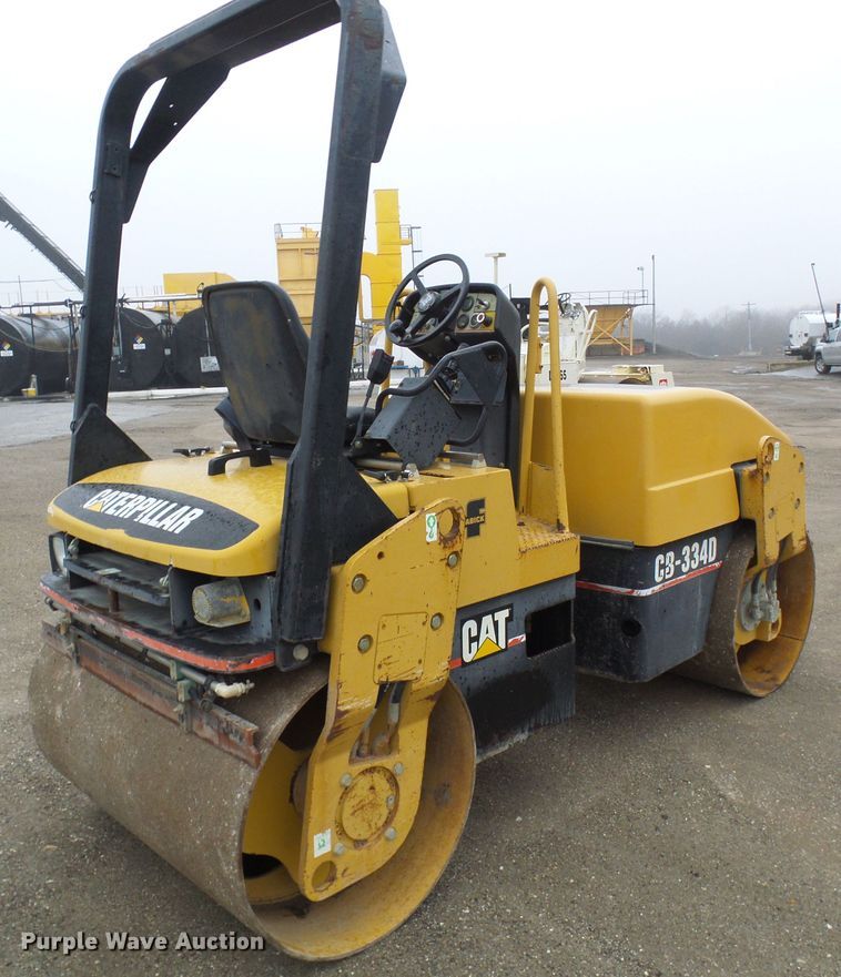 image for item DD1975 2001 Caterpillar CB-334D double drum vibratory roller