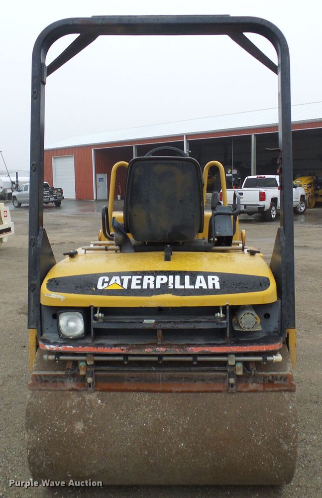 image for item DD1975 2001 Caterpillar CB-334D double drum vibratory roller