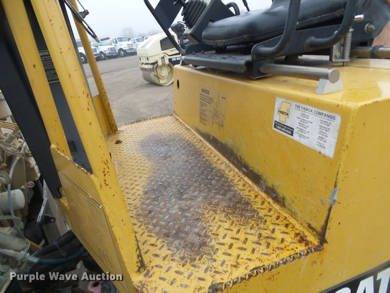 image for item DD1975 2001 Caterpillar CB-334D double drum vibratory roller