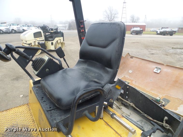 image for item DD1975 2001 Caterpillar CB-334D double drum vibratory roller