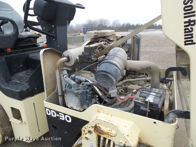 image for item DD1976 Ingersoll Rand DD30 double drum vibratory roller