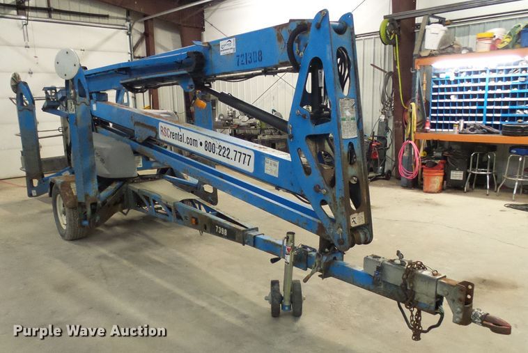 image for item DD1983 2007 Genie TZ50 boom lift
