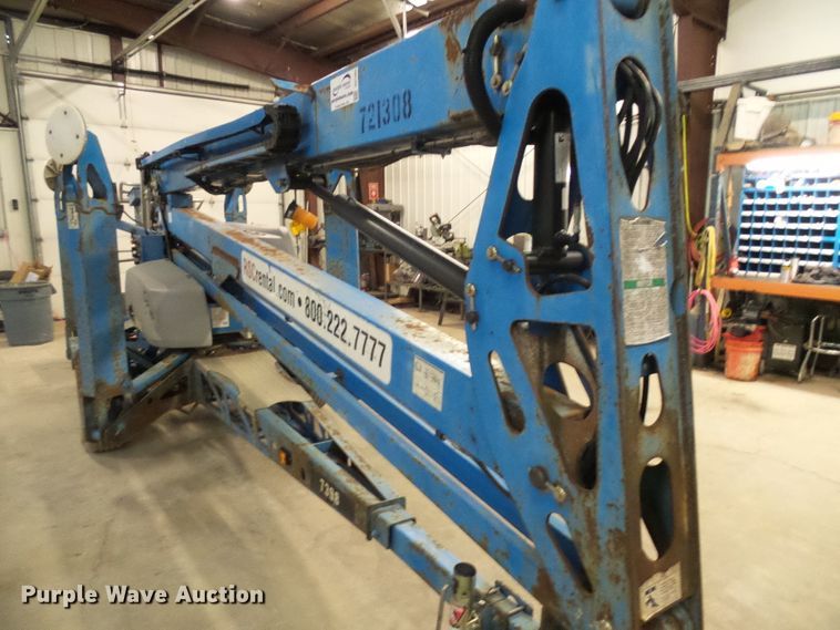 image for item DD1983 2007 Genie TZ50 boom lift