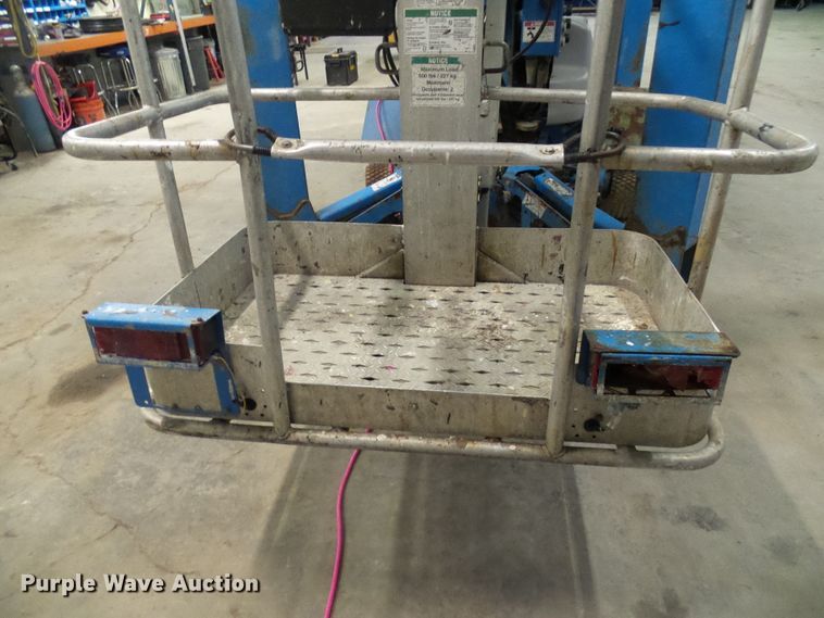 image for item DD1983 2007 Genie TZ50 boom lift