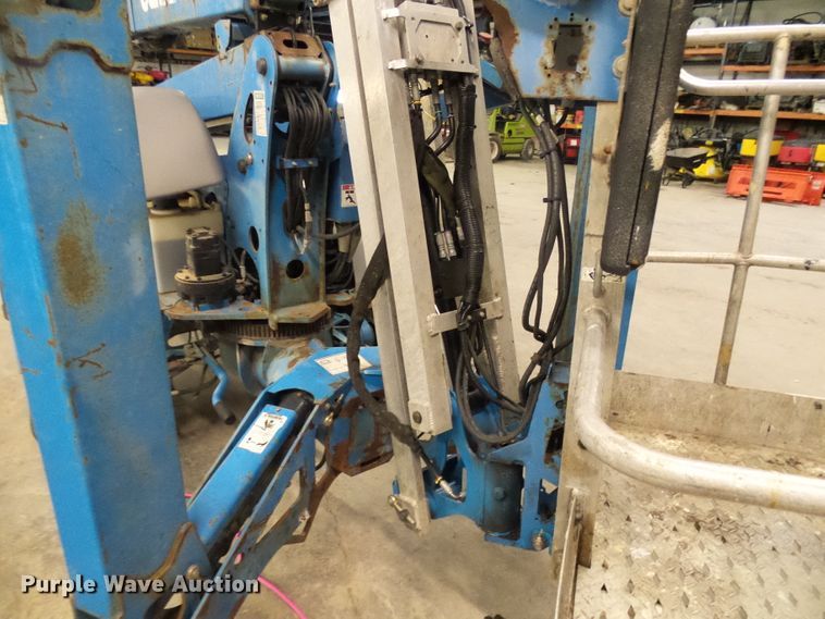 image for item DD1983 2007 Genie TZ50 boom lift