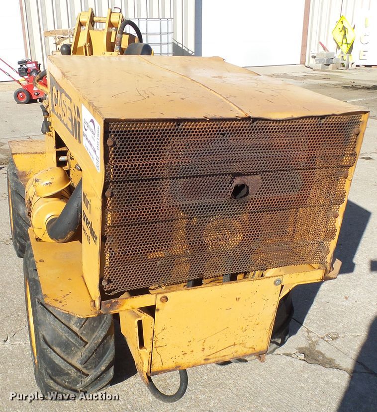 image for item DD1986 Case Maxi Sneaker vibratory plow