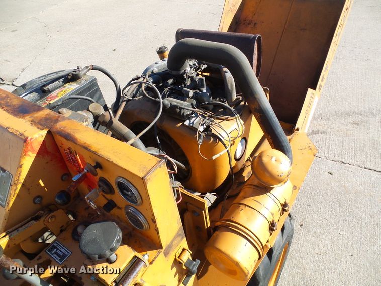 image for item DD1986 Case Maxi Sneaker vibratory plow