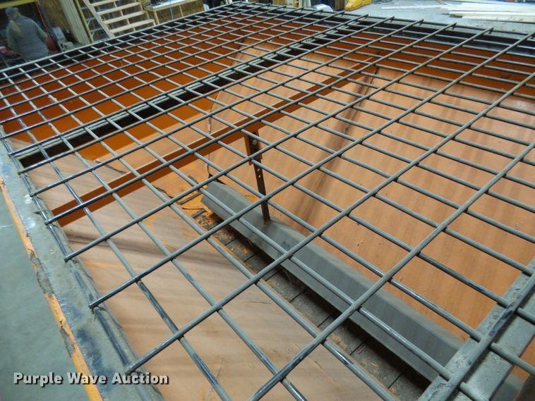 image for item DD1988 Salt Dogg SCH096CX spreader