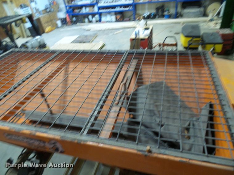 image for item DD1988 Salt Dogg SCH096CX spreader