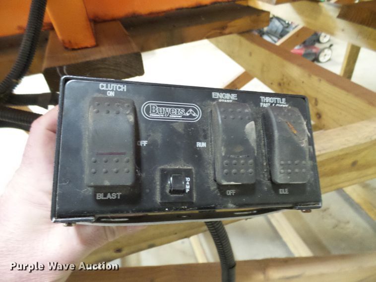 image for item DD1988 Salt Dogg SCH096CX spreader