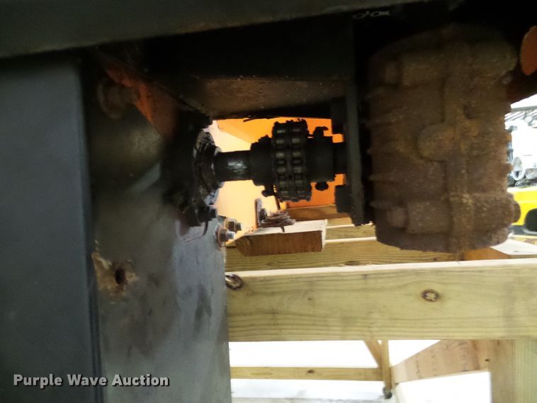 image for item DD1988 Salt Dogg SCH096CX spreader