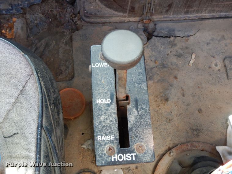 image for item DD3023 1985 White WCM dump truck