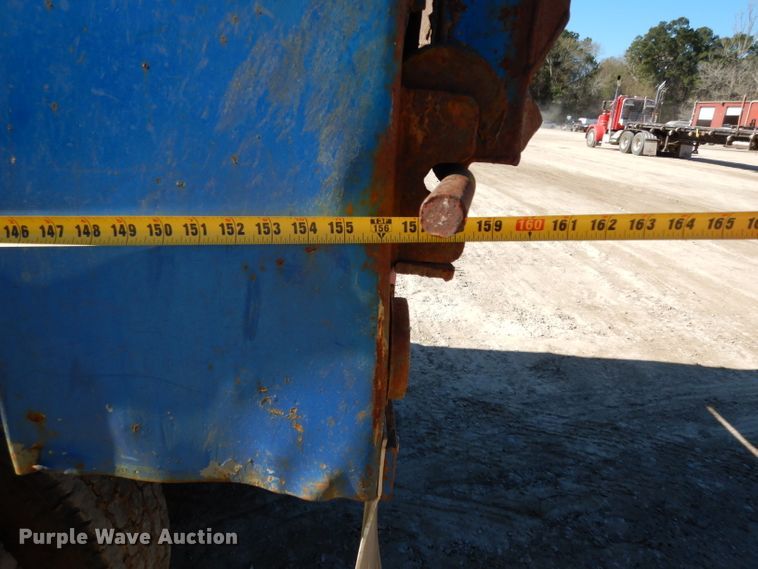 image for item DD3023 1985 White WCM dump truck