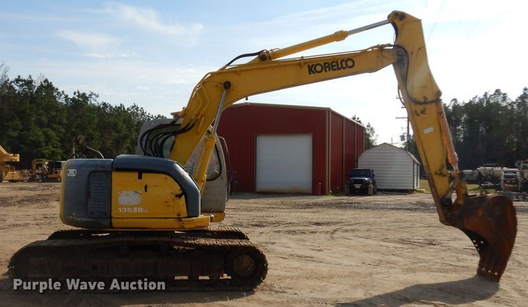 image for item DD3034 2006 Kobelco SK135SRLC-1E excavator