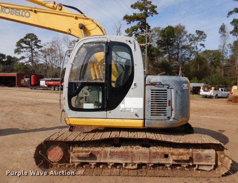 image for item DD3034 2006 Kobelco SK135SRLC-1E excavator