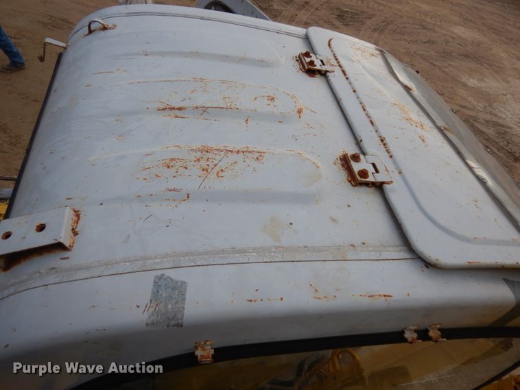 image for item DD3034 2006 Kobelco SK135SRLC-1E excavator