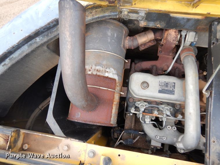 image for item DD3034 2006 Kobelco SK135SRLC-1E excavator