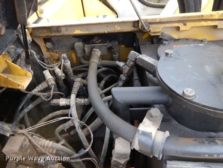 image for item DD3034 2006 Kobelco SK135SRLC-1E excavator