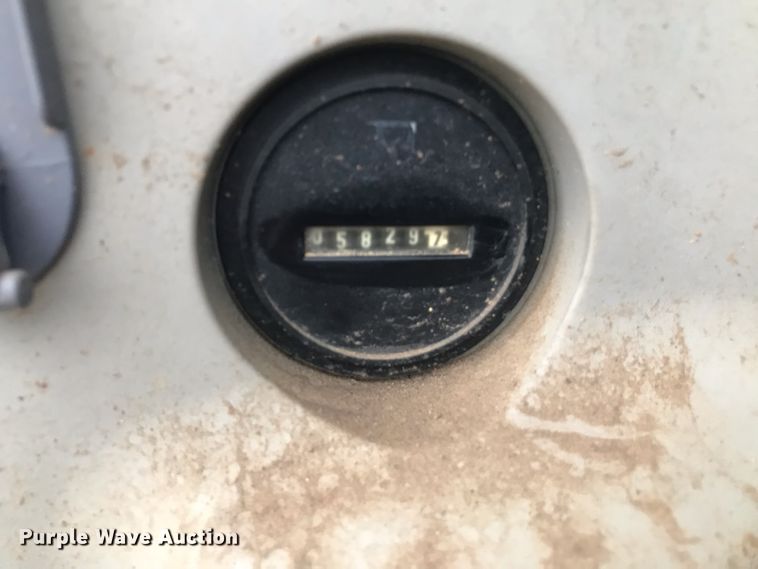 image for item DD3034 2006 Kobelco SK135SRLC-1E excavator