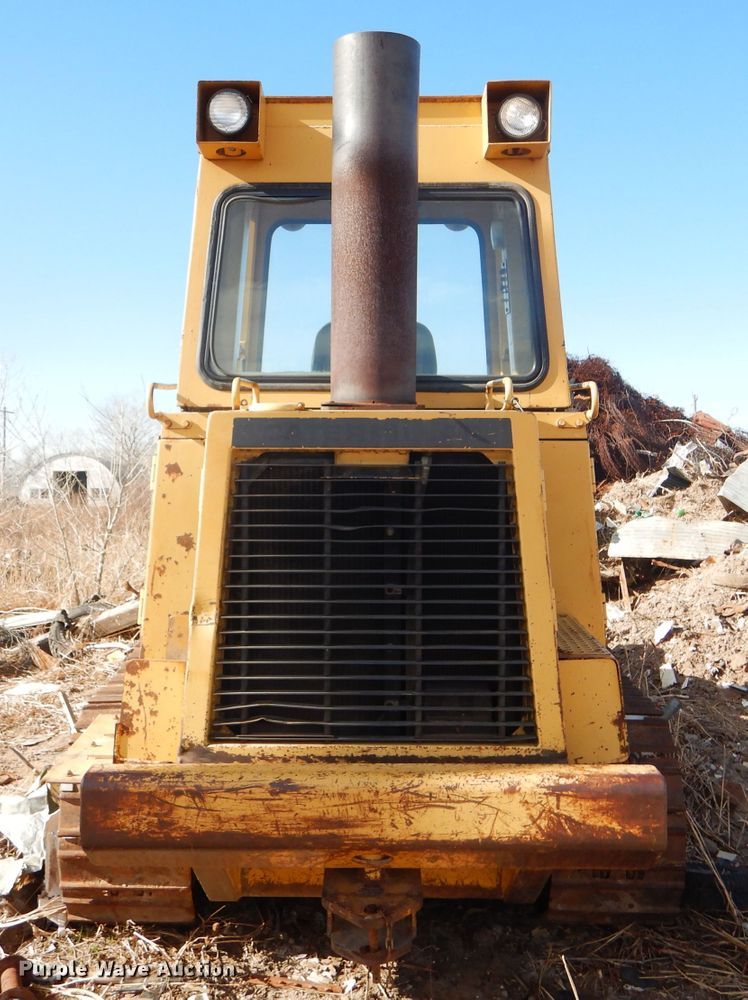 image for item DE1347 1987 Caterpillar 943 track loader
