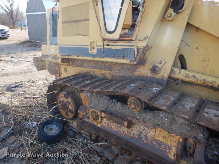 image for item DE1347 1987 Caterpillar 943 track loader