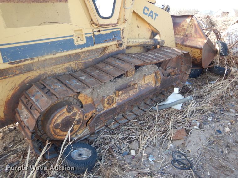 image for item DE1347 1987 Caterpillar 943 track loader