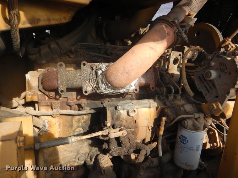 image for item DE1347 1987 Caterpillar 943 track loader