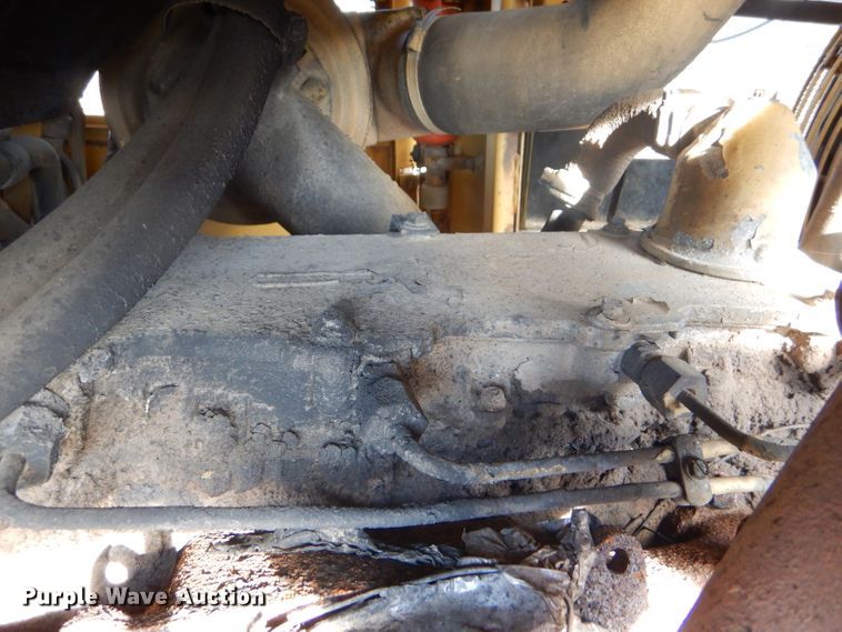 image for item DE1347 1987 Caterpillar 943 track loader