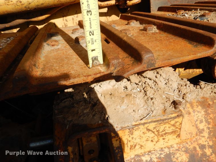 image for item DE1347 1987 Caterpillar 943 track loader