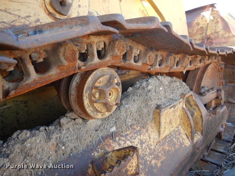 image for item DE1347 1987 Caterpillar 943 track loader