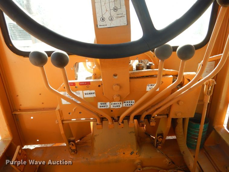 image for item DH5070 1977 Fiat-Allis M65D rigid frame motor grader