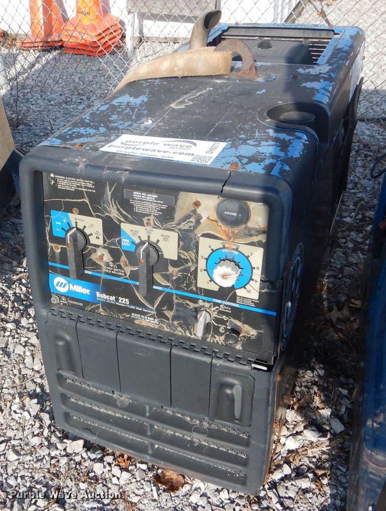 image for item DH6277 Miller Bobcat 225 welder/generator