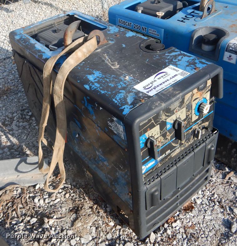 image for item DH6277 Miller Bobcat 225 welder/generator