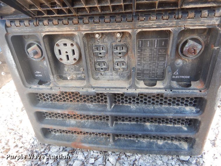 image for item DH6280 Miller Bobcat 250EFI AC/DC welder