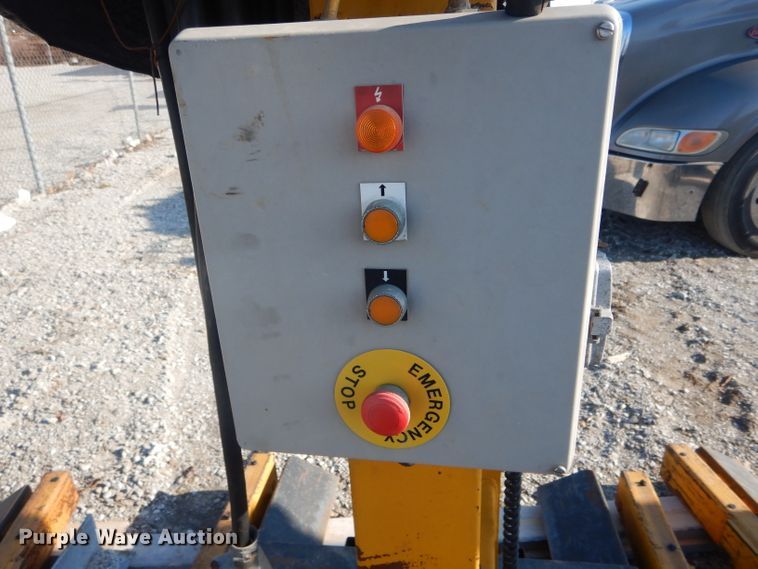 image for item DH6284 (6) lifts