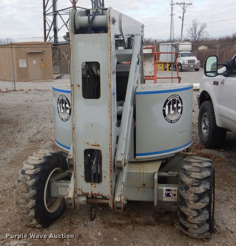 image for item DH6288 Sky Jack SJKB-40C boom lift