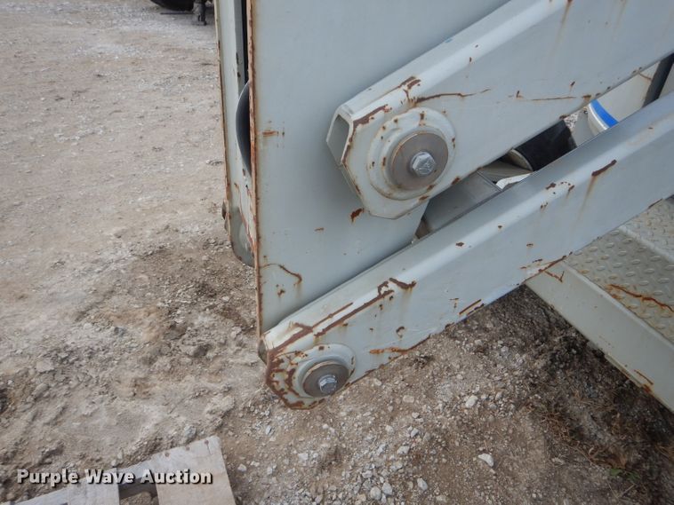 image for item DH6288 Sky Jack SJKB-40C boom lift