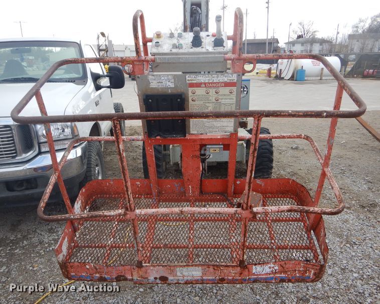 image for item DH6288 Sky Jack SJKB-40C boom lift