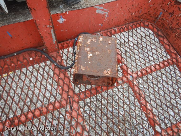 image for item DH6288 Sky Jack SJKB-40C boom lift