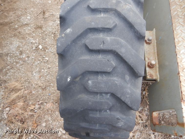 image for item DH6288 Sky Jack SJKB-40C boom lift