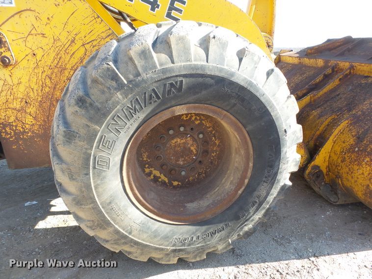 image for item DH7833 1990 John Deere 644E wheel loader