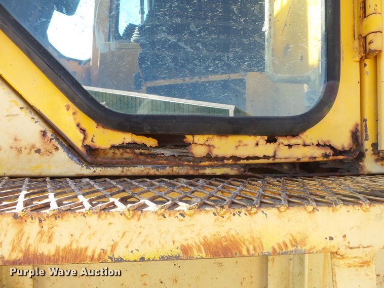 image for item DH7833 1990 John Deere 644E wheel loader