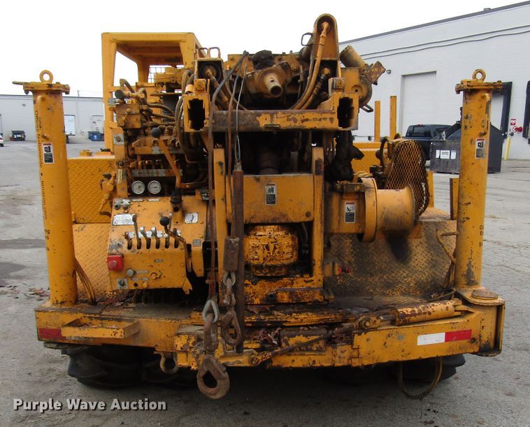 image for item DH8336 1999 CME 550X drilling rig