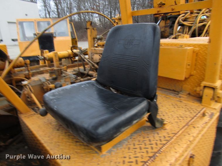 image for item DH8336 1999 CME 550X drilling rig