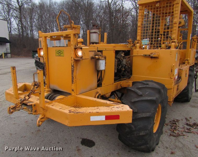 image for item DH8336 1999 CME 550X drilling rig